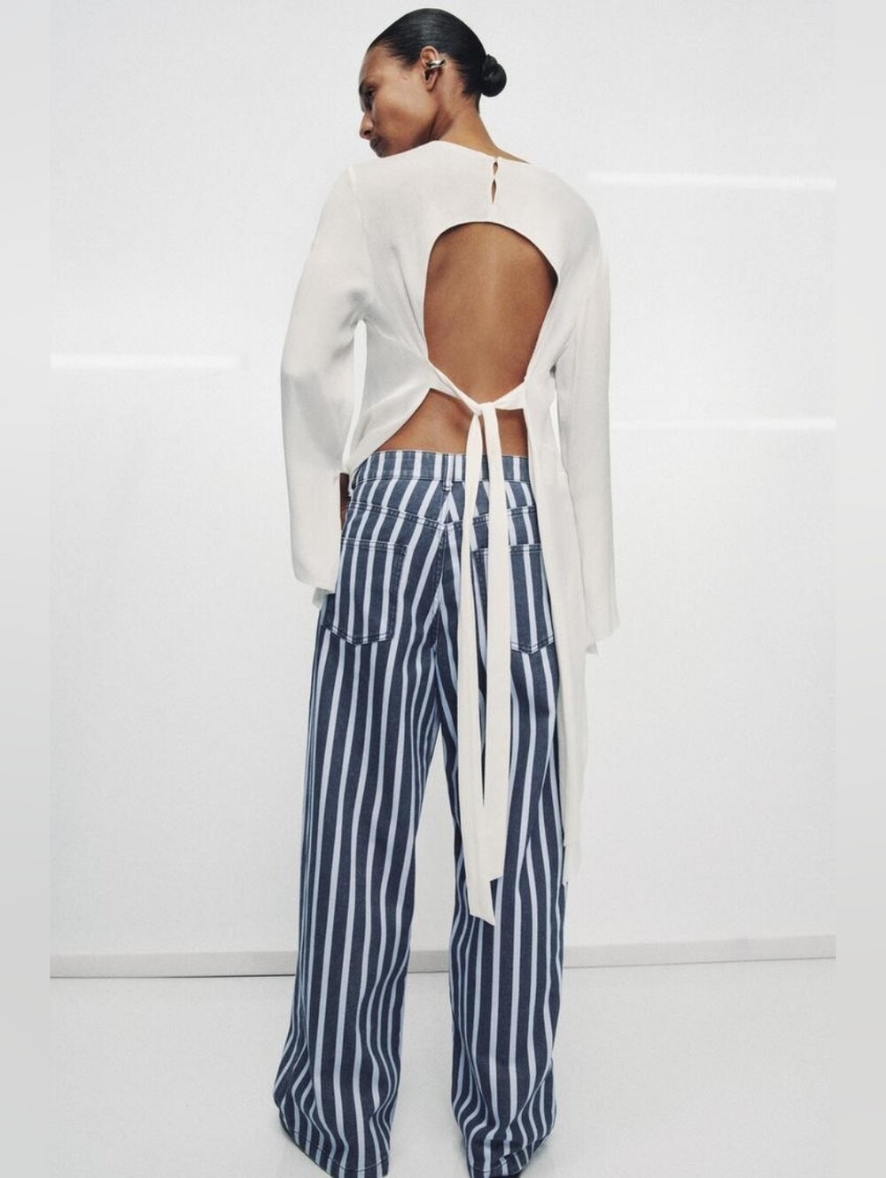 NWT  ZARA WOMAN COLLECTIONMID-RISE - LOOSE LEG - FULL LENGTH Size 2